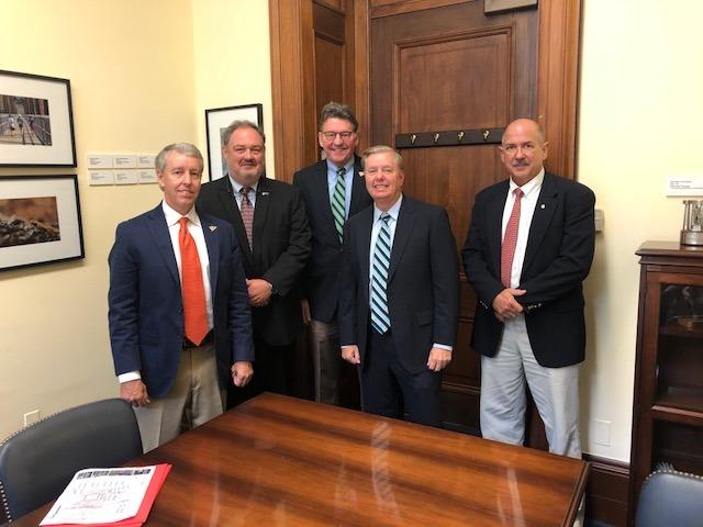 Paul Mashburn, Marty McKee, DS, U.S. Sen. Lindsey Graham, R-SC, Allen Gray of AGCA